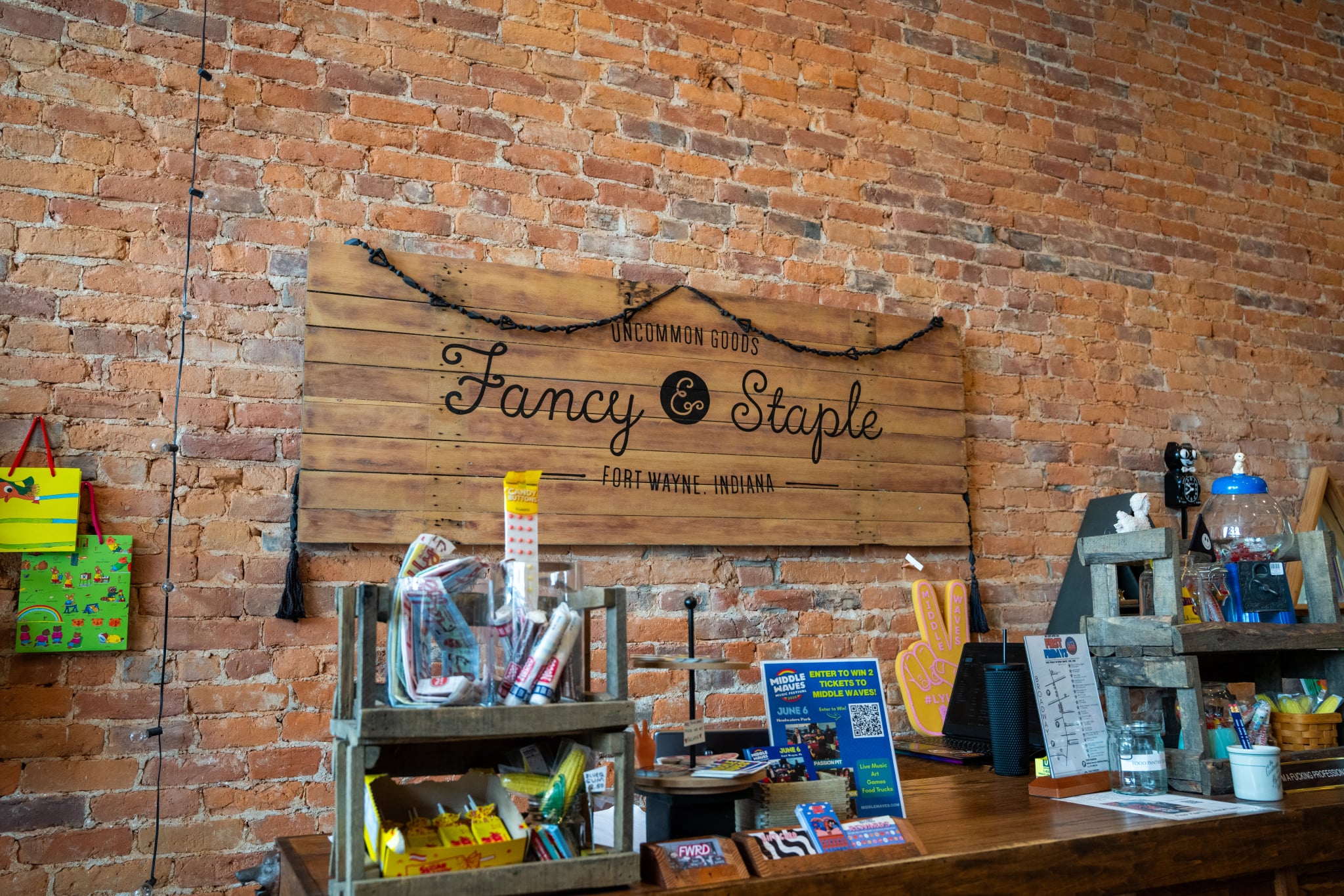 Fancy & Staple - Inside5