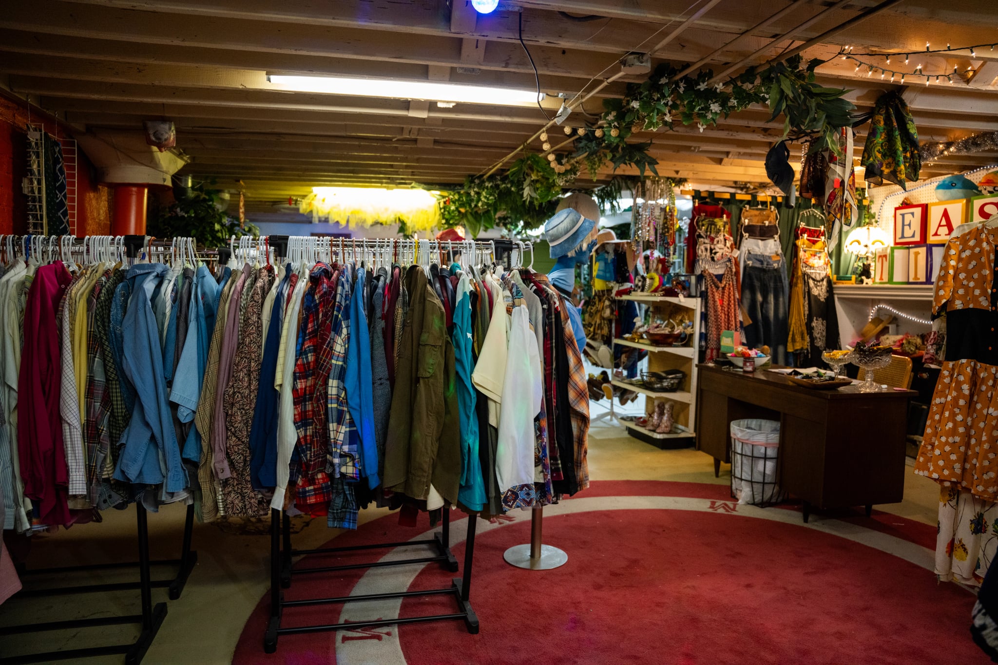 Kreative Framing & Artist Studios - Basement3