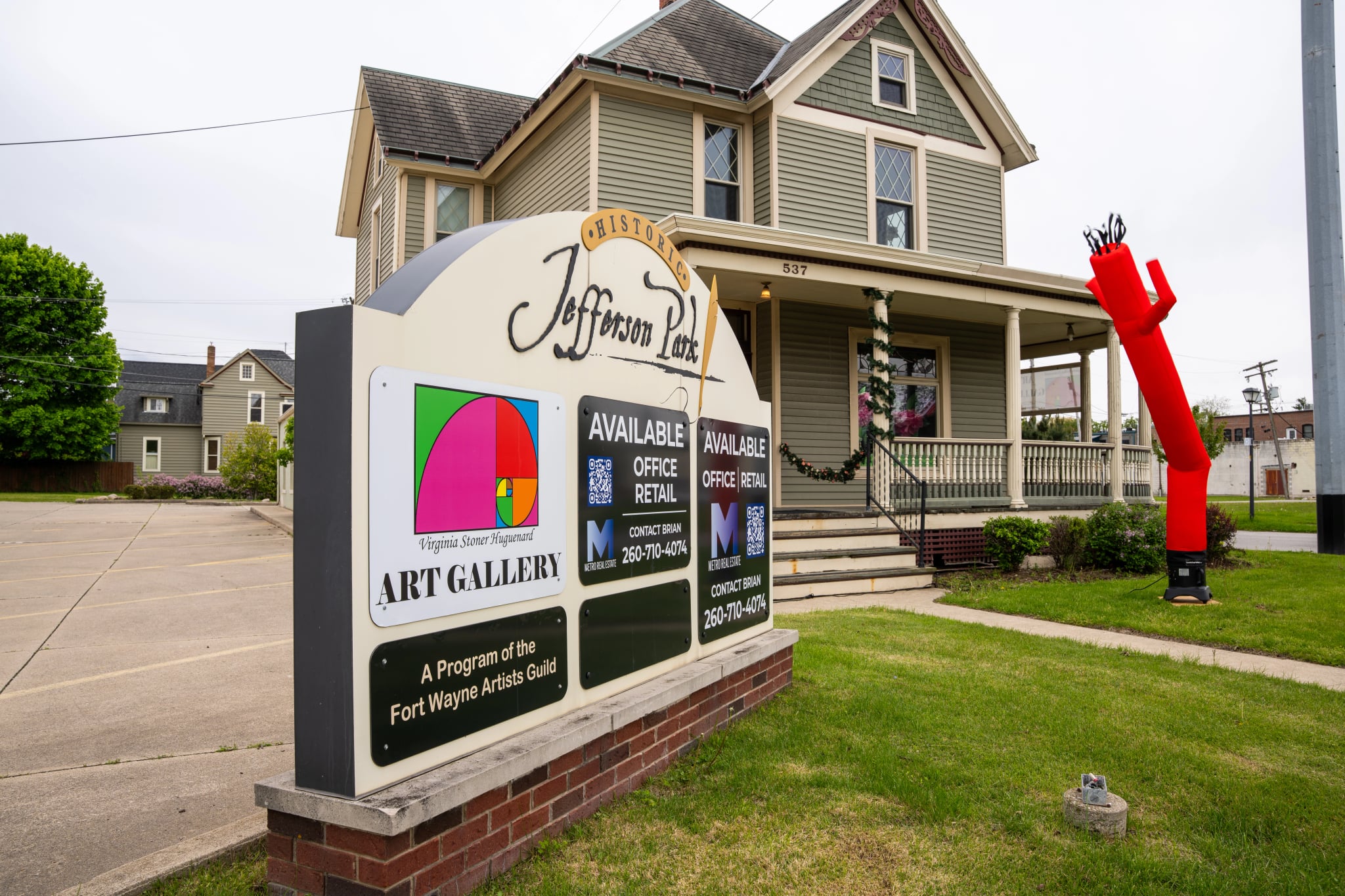 Sharon's Victorian House - Sign